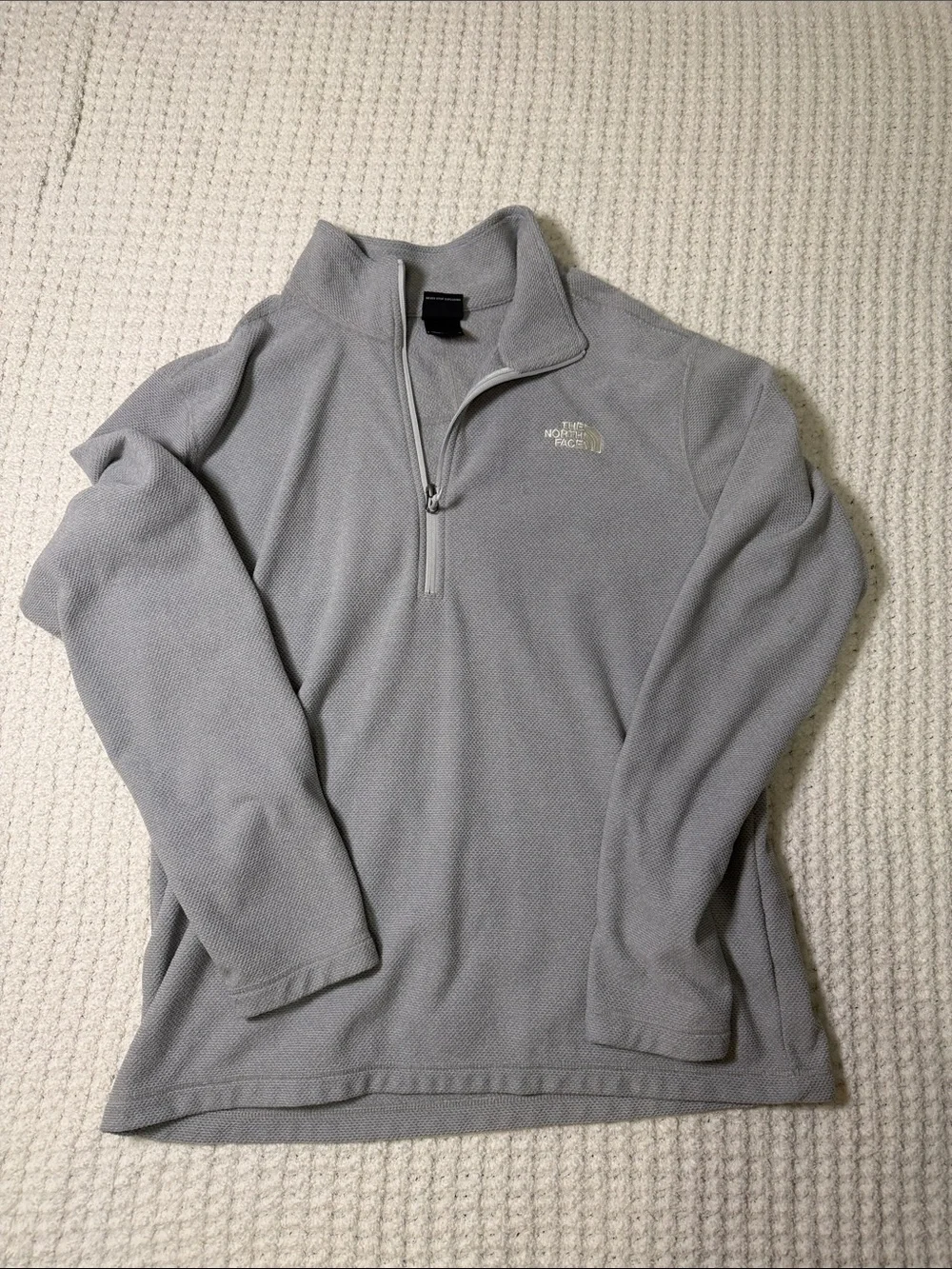 The North Face Men’s Light Gray Half-Zip Pullover Sweater